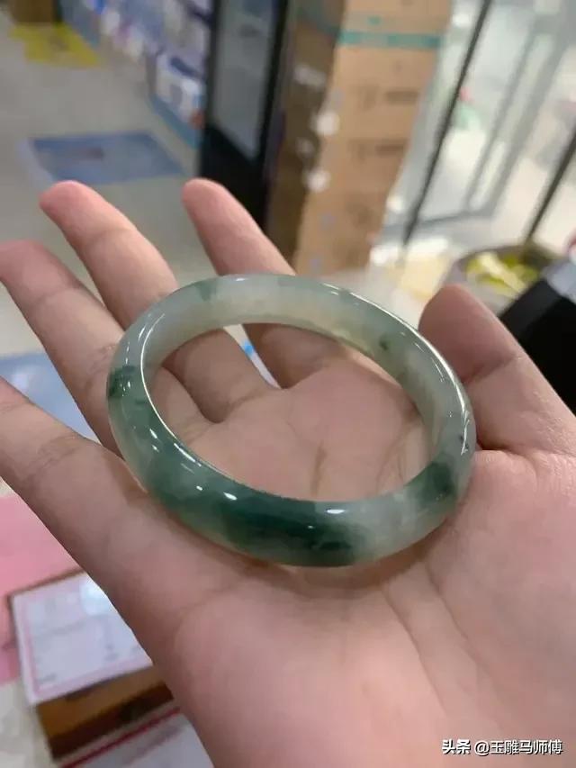 怎样存放翡翠原石最好,翡翠放置时间久了会怎样？