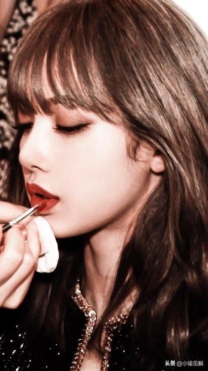 lisa蔡徐坤cp感:《青春有你2》为什么选手们看起来更崇拜Lisa而不是蔡徐坤