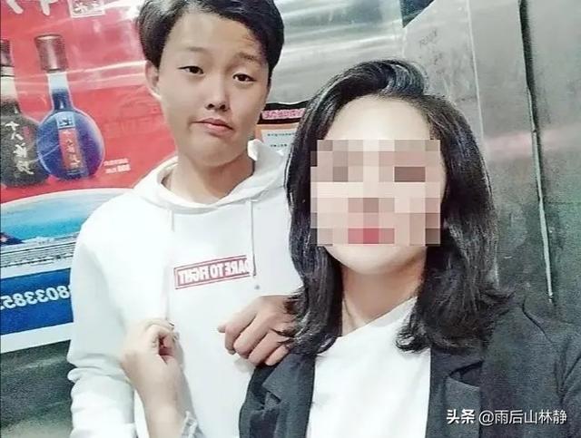 王南钧:河北泊头21岁小伙跳河救人不幸身亡。你怎么看？