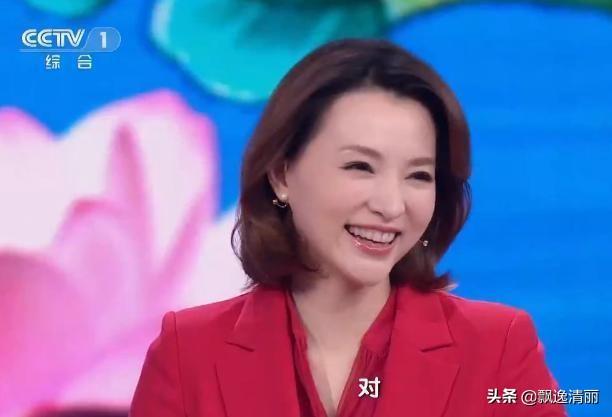 对于龙洋主持的《中国诗词大会》和董卿主持的有什么不同？你更喜欢谁主持的,为什么？