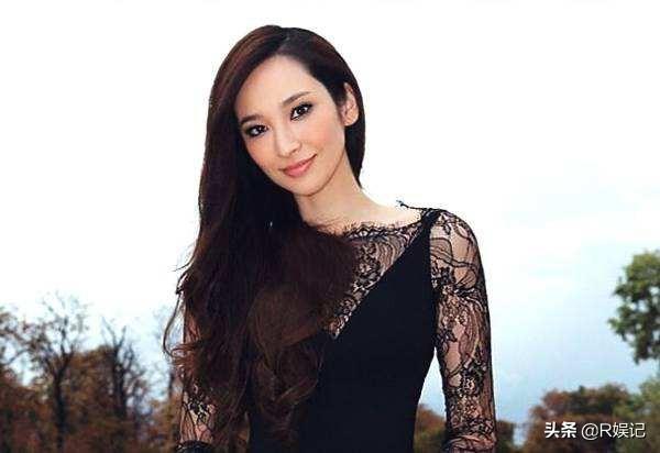 吴佩慈男友纪晓波:6年抱4娃，41岁高龄产妇，连续未婚生子，吴佩慈到底图什么