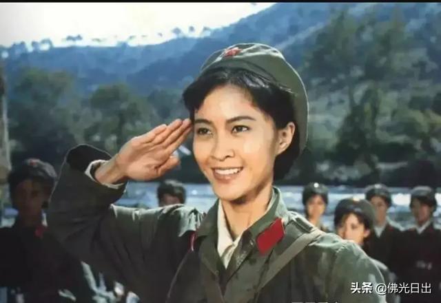 扮演女军人最漂亮的女明星有哪些,谁最美？