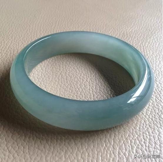 老蓝水翡翠的种水八个等级,蓝水种翡翠的优点有哪些？