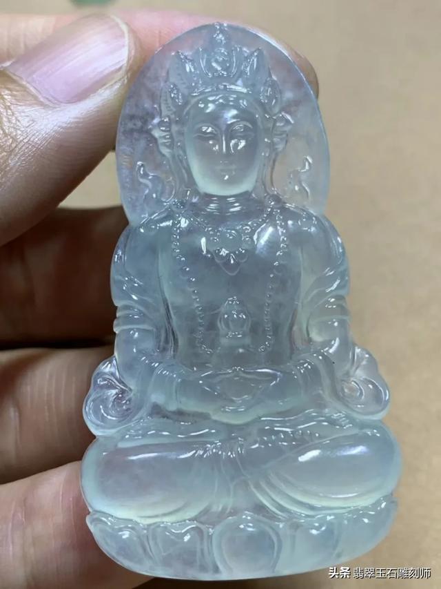 怎么看玉的成色好不好,请专业人士帮忙鉴定，这块玉的成色怎么样？