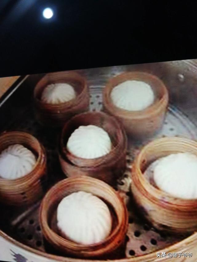 天津狗不理包子:为什么天津三大名小吃之一的狗不理包子，天津人反而不推荐去吃？