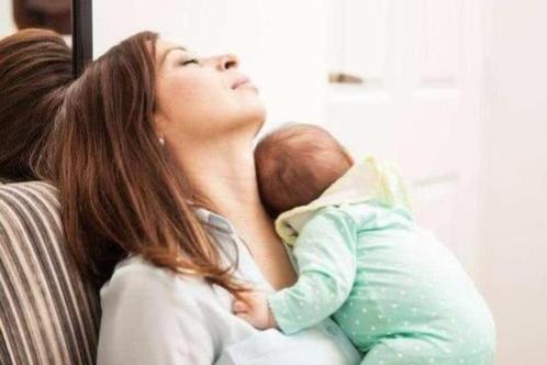 问一下一个女人带一个孩子能有多累？