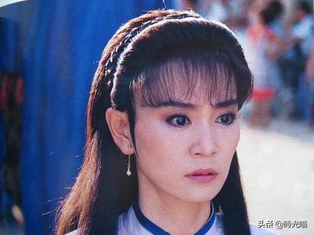 照片女霸气高冷:<a href=https://maguai.com/list/26-0-0.html target=_blank class=infotextkey><a href=https://maguai.com/list/26-0-0.html target=_blank class=infotextkey>娱乐</a></a>圈女艺人们的“苦瓜脸”，你知道几位？
