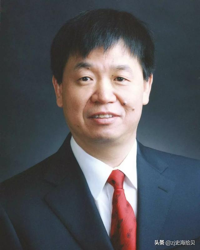 合肥的名人,我介绍过解放军上将李长才,中将 徐承云,董万才, 温光春