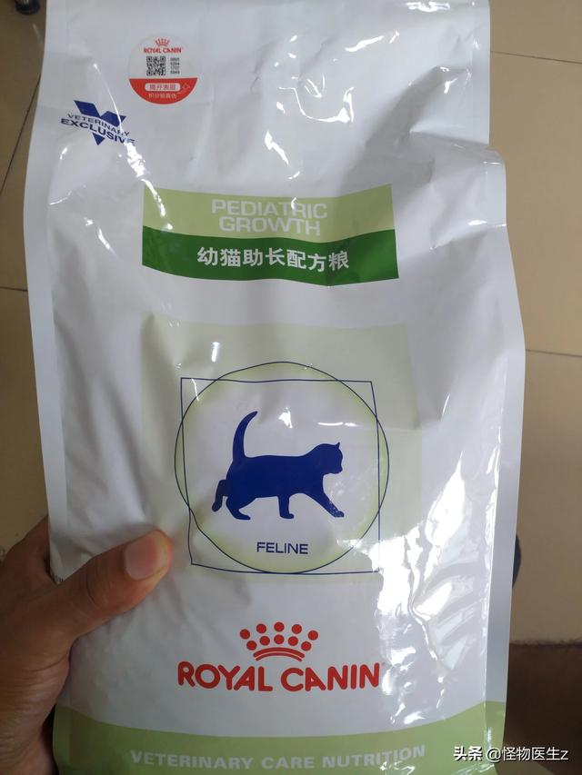 猫粮价格:大年初三捡了只蓝白流浪猫，学生党我要买哪种猫粮？