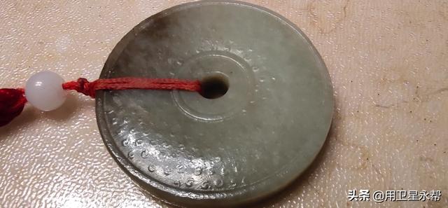 老玉和古玉区别,新玉和老玉的价格有区别吗？体现在哪里？