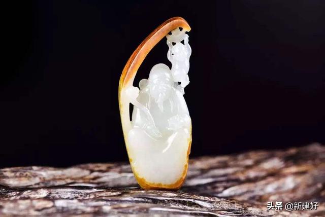 形容玉石的成语,赞琢玉水平高的词语有哪些？