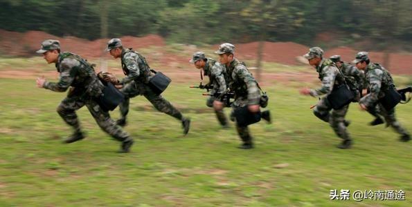 武警、特警和特种部队有什么区别？什么情况出动武警、特警和特种部队？插图21