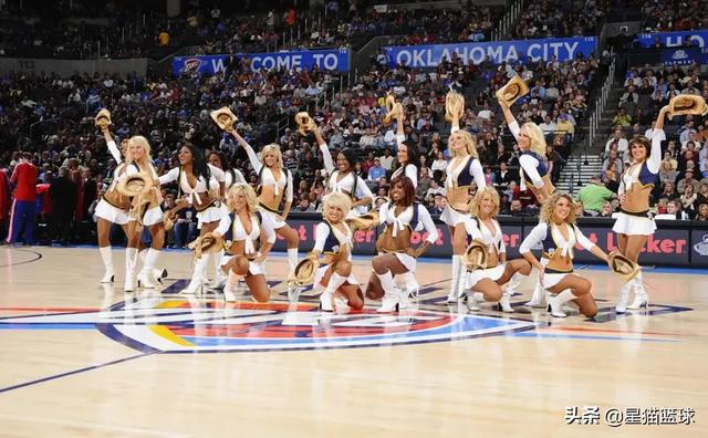 为何有些NBA球员几乎都不正眼看拉拉队表演？插图18