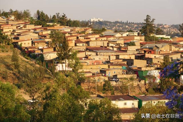 卢旺达有多少中国人，非洲的卢旺达是最开放的国家，但却无人敢去这是为什么呢