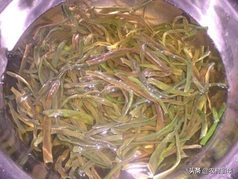 干豇豆怎么做好吃,干豆角的豆子怎么弄好吃？