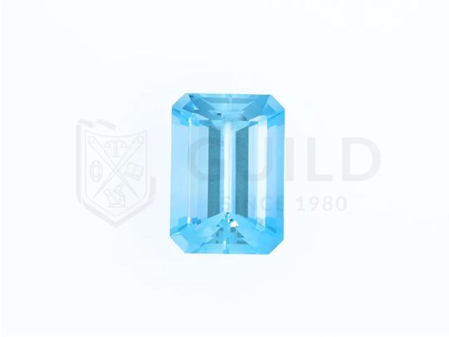 彩色蓝宝石,海蓝宝石和蓝宝石的区别是什么？