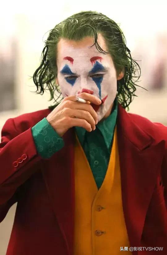 头条问答 - 2019《小丑》和王宝强的《hello树先生》表达的主题一样吗