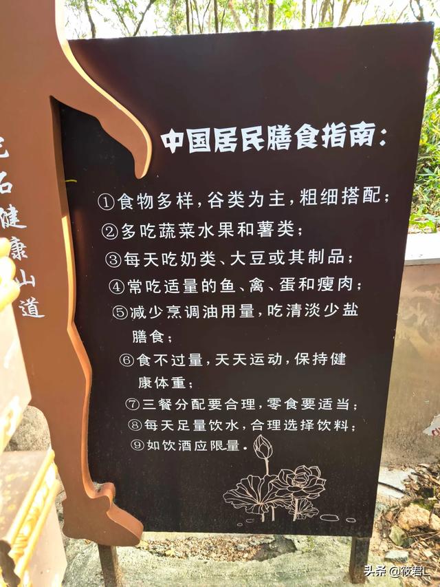 胎儿肾积水怎么办(7个月胎儿积水有什么影响吗)