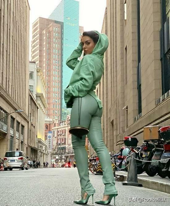 c罗与女友已完婚:意大利《米兰体育报》披露了C罗在尤文的一天日程，你如何看待