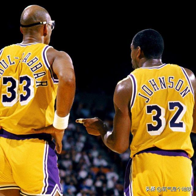 狗孩论坛 nba:拼命的火箭，懒散的勇士，赛季初的NBA大结局真的稳来吗？