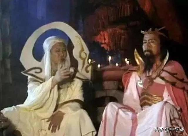 《封神演义》中,被两次封神的是谁？