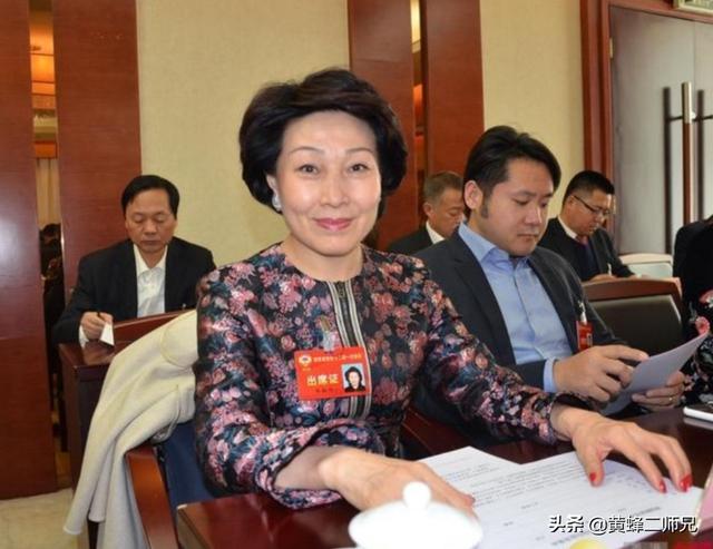 郑翔玲真的是靠“特异功能”嫁入豪门荣登富豪榜的吗？