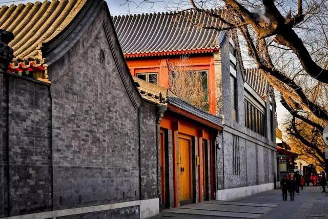 八十年代古董值钱吗，80年代，北京一套四合院才一万块钱，为什么没人愿意买？