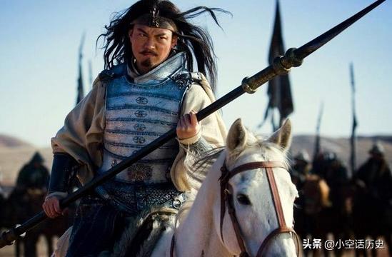 曹操割须弃袍:马超杀得曹操割须弃袍，为何归降刘备后就不怎么出现了？