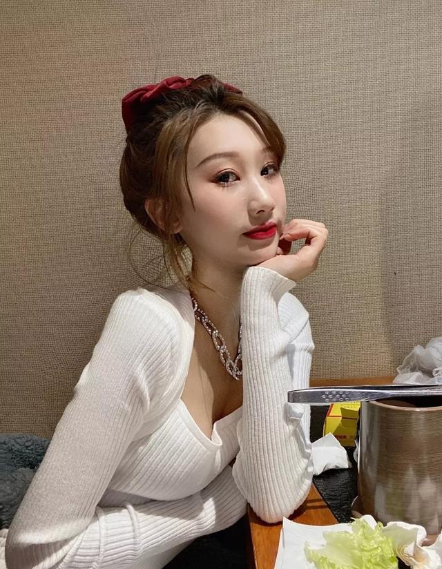 徐莹私拍:男朋友是个拍私房的摄影师，女朋友能否接受，为什么？