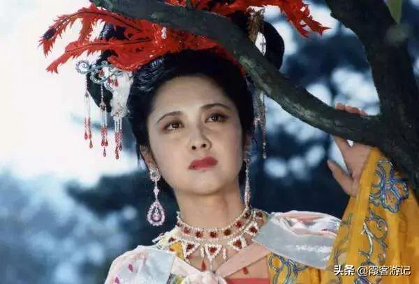 女的没有学历,没有什么经验,该找什么工作好呢？