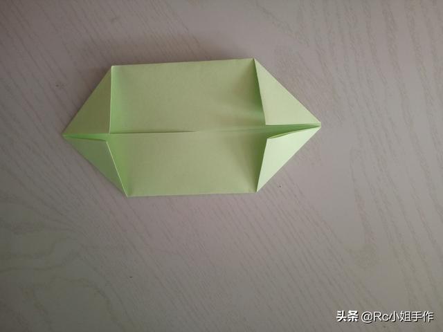 吹气小兔子折纸图解,折纸:用纸怎么叠一只兔子？