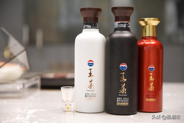 市场上有很多王茅酒,哪一种是茅台酱酒系列？