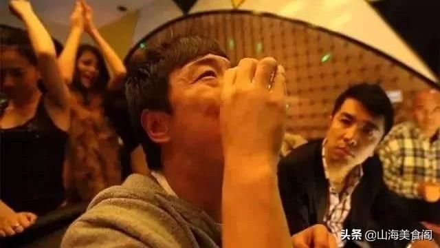 头条问答 - 感觉山东很多人酒量大,喜欢喝酒,这与豪爽的性格有关吗?