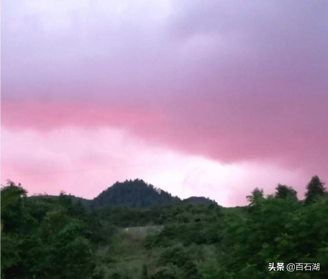 谁手机里有七夕节拍的云的图片或者彩虹的照片,可否分享一下？