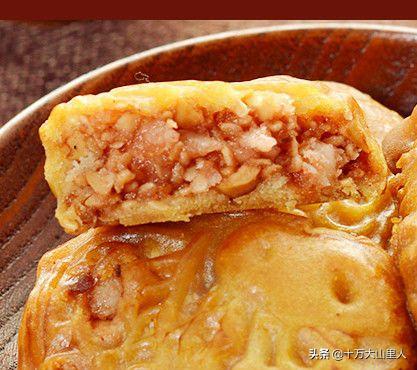 螺蛳粉对月饼下手:螺蛳粉月饼算不算奇葩月饼？味道估计有点上头啊？