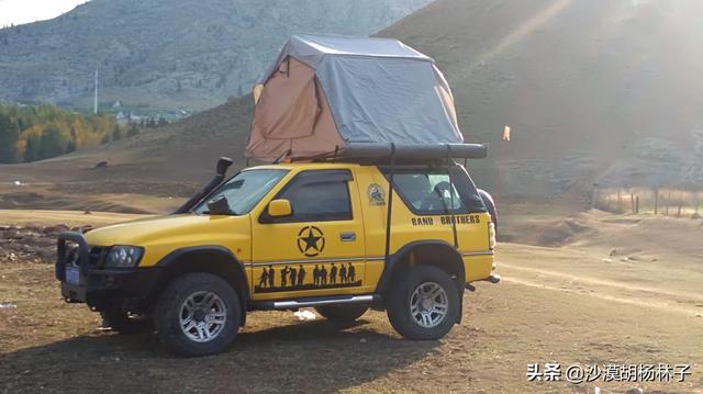 头条问答 自驾游用过车顶帐篷的朋友们 请说说用后感受如何 沙漠胡杨林子的回答 0赞