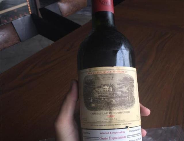 2年拉菲价格为什么贵