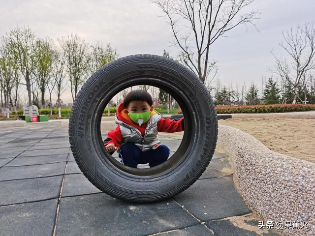 双胞胎宝宝什么时候断奶最好:多大断奶比较好，有好方法介绍宝宝不找奶妈妈不堵奶的法子吗？