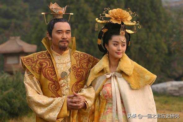 唐长久:有人说唐朝的衰落，起始于唐玄宗娶杨玉环，你怎么看？