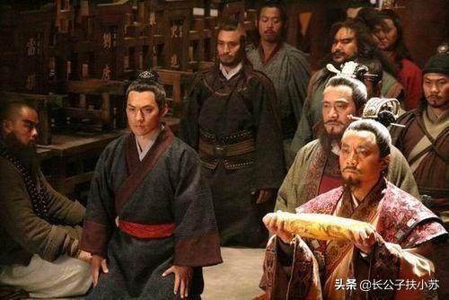 闫凤娇全套:哪些拍私房照的姑娘都是怎么想的？摄影师或者摄影爱好者怎么看？