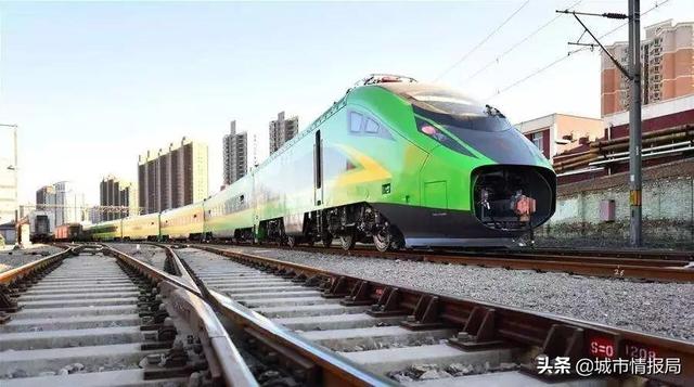 头条问答 - 今天起全国铁路大调图:成都东至西宁动车组首开, 你怎么看