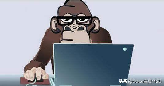 公司聚餐的酒桌上,你上司的上司当着所有人的面多次夸你,此时你怎么想,怎么回复？