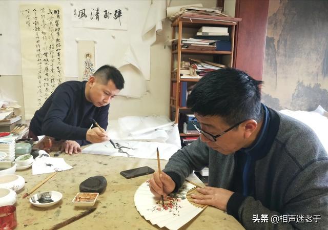 男子谋生杀猫卖钱:何云伟绘画遭网友怒喷，人品决定一切，是否有失偏颇？