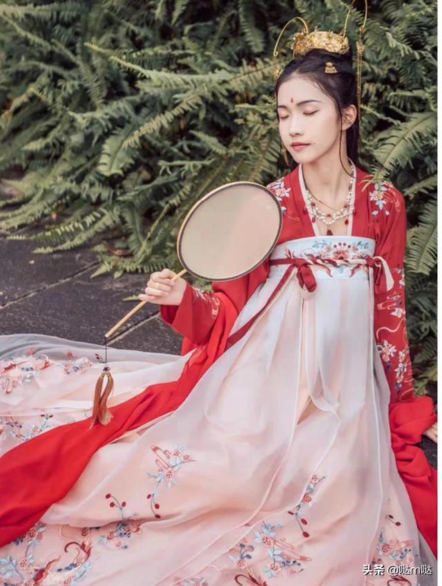赵桐光:有那些让你一见钟情的汉服？