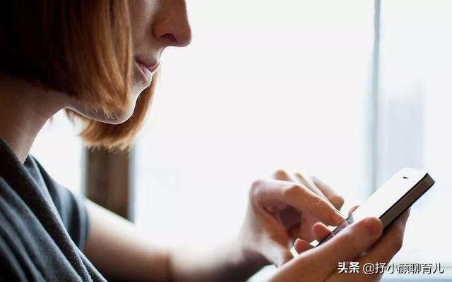 宝妈在家怎么赚钱现实点的:正在坐月子的宝妈，你是怎么在家赚钱的