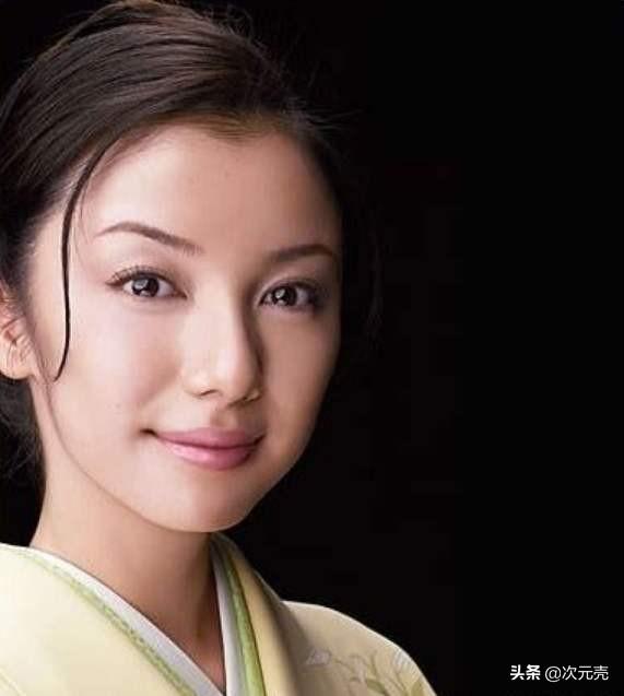 雷克斯警官图片:铁甲小宝：中野美树警官照片很美，但是她的生活照是什么样子的？