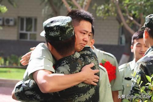 为什么说当兵的是丘八:都说“当兵不当八年兵”，为什么会出现这种说法？