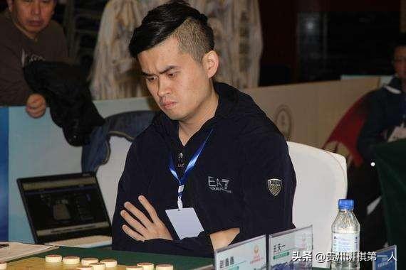 在象棋界,达不到全国前十名就真的很难以棋为生吗？