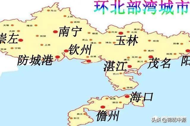 广西北部湾的支柱产业是什么？听说那里很多外地人,是真的吗？