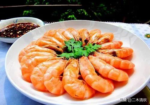 有哪些菜做法简单又适合年夜饭,可以推荐下当地特色菜？